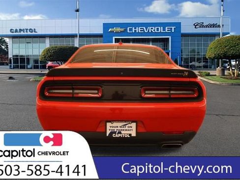 Used 2021 Dodge Challenger R/T Scat Pack RWD image 4