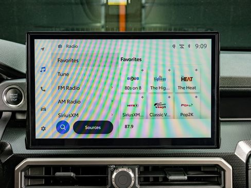 Used 2025 Toyota 4Runner Limited image 25