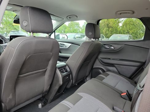 Used 2025 Chevrolet Blazer LT AWD/4WD image 14