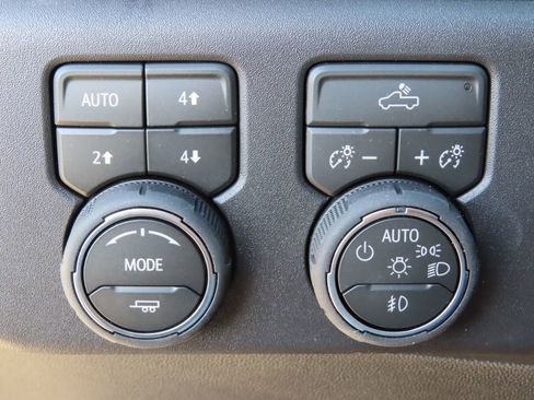 New 2026 Chevrolet Silverado 1500 RST AWD/4WD image 16