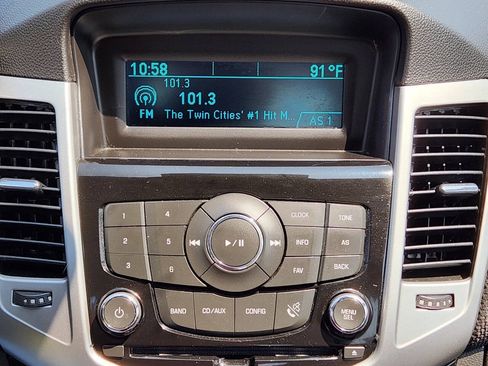 Used 2014 Chevrolet Cruze LT FWD image 19