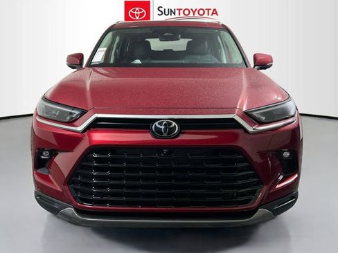 New 2026 Toyota Grand Highlander Platinum image 8