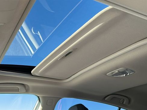 Used 2022 Subaru Crosstrek 2.5i Sport w/ Moonroof Package image 20