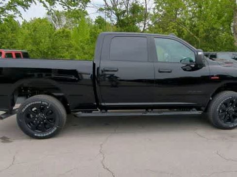 New 2026 RAM 2500 Big Horn AWD/4WD image 9