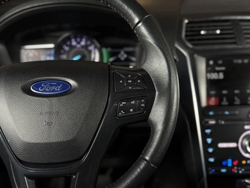 Used 2018 Ford Explorer Sport w/ Equipment Group 401A AWD/4WD image 28