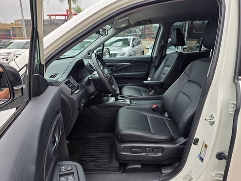 Used 2017 Honda Ridgeline RTL image 22