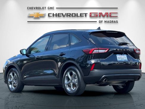 Used 2025 Ford Escape ST-Line FWD image 5