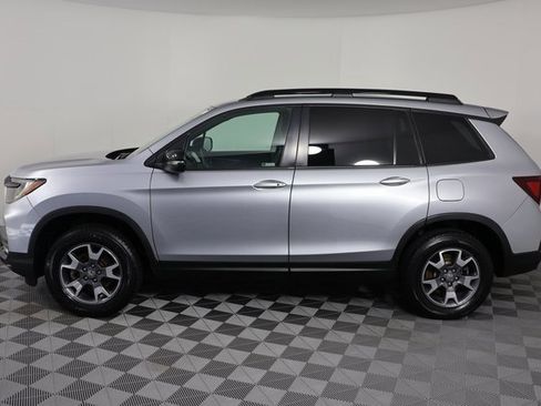 Used 2022 Honda Passport TrailSport image 5