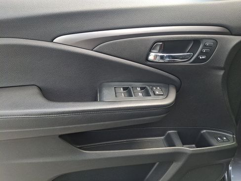 Used 2022 Honda Pilot Special Edition image 13