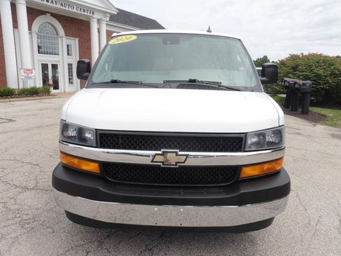 Used 2020 Chevrolet Express 3500 LT w/ LT Preferred Equipment Group RWD image 23