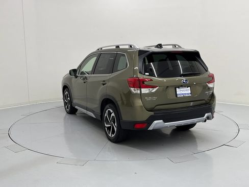 Used 2024 Subaru Forester Touring AWD/4WD image 3