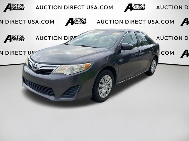 Used 2012 Toyota Camry LE FWD image 2