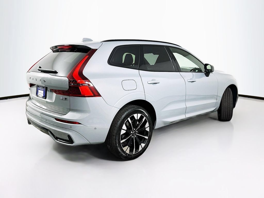 Used 2026 Volvo XC60 B5 Plus w/ Protection Package Premier AWD/4WD image 7