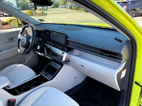 Used 2024 Hyundai Kona SEL FWD image 14