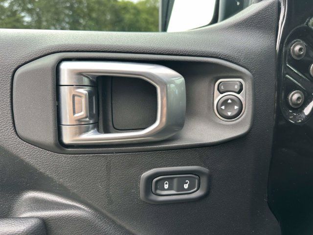 Used 2022 Jeep Wrangler Unlimited Sport AWD/4WD image 15