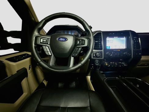Certified 2019 Ford F150 XLT w/ Equipment Group 302A Luxury AWD/4WD image 34