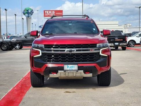 Used 2022 Chevrolet Tahoe Z71 w/ Luxury Package image 2