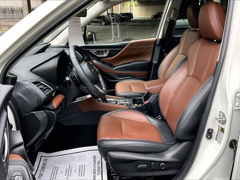 Certified 2023 Subaru Forester Touring AWD/4WD image 15