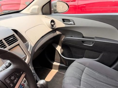 Used 2015 Chevrolet Sonic LT FWD image 23