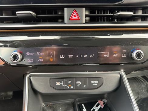 New 2026 Kia Carnival SX Prestige FWD image 14