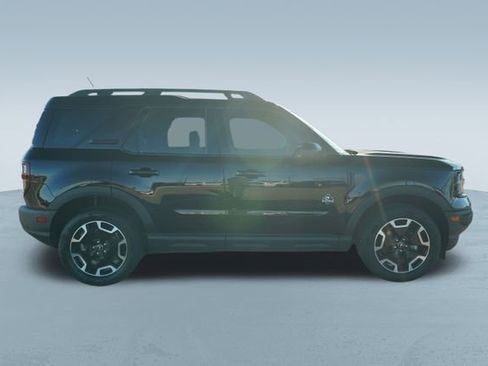 Used 2023 Ford Bronco Sport Outer Banks image 9