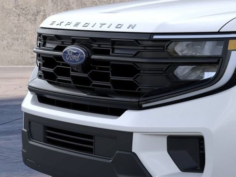 New 2025 Ford Expedition Max Active AWD/4WD image 17