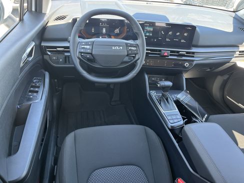 New 2026 Kia Sportage LX w/ LX Convenience Package image 6