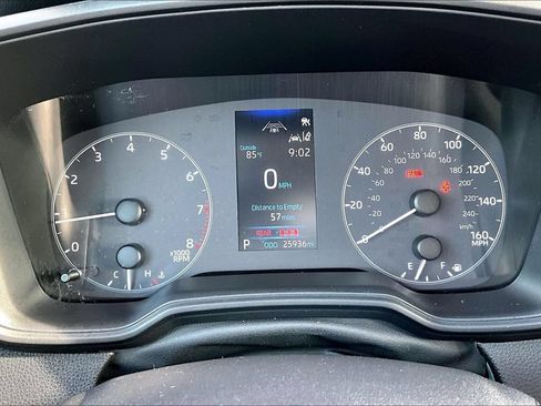 Used 2025 Toyota Corolla LE FWD image 15
