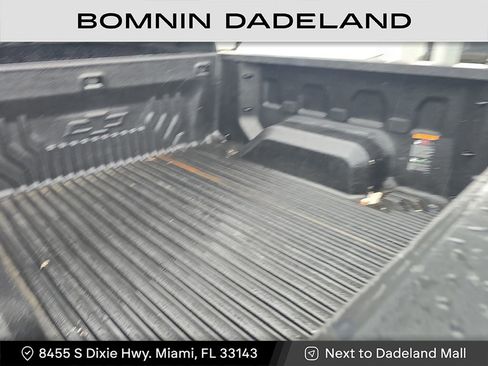 Used 2019 Chevrolet Silverado 1500 Custom w/ Custom Value Package image 9