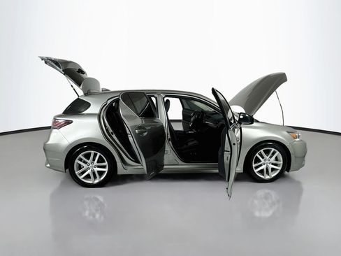 Used 2017 Lexus CT 200h FWD image 25