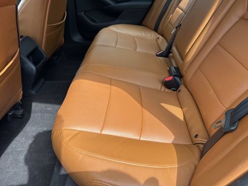Used 2018 Honda Accord Sport image 11