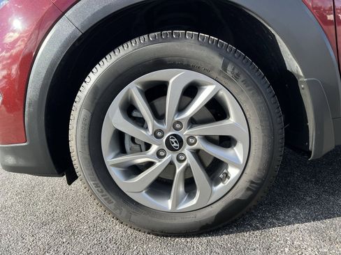 Used 2018 Hyundai Tucson SE image 12