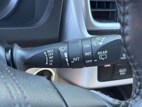 Used 2018 Toyota Highlander Limited FWD image 22