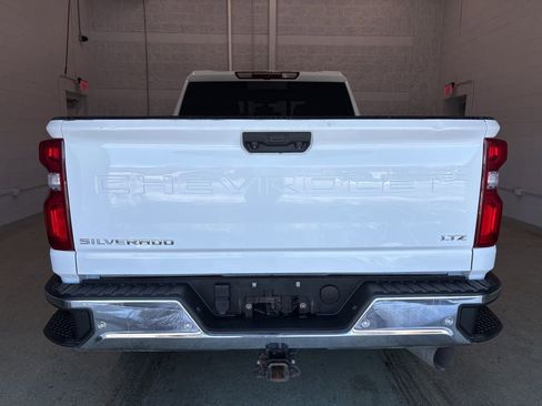 Used 2020 Chevrolet Silverado 3500 LTZ w/ LTZ Plus Package image 4