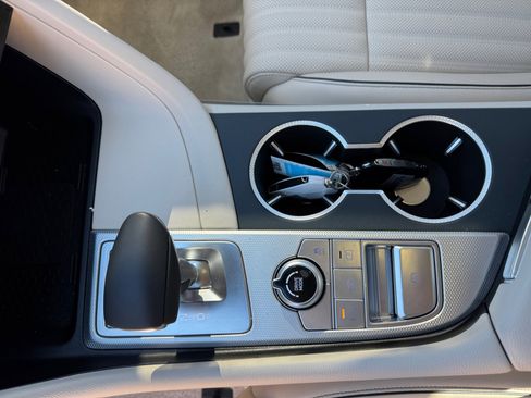 Used 2026 Genesis G70 2.5T Prestige image 15