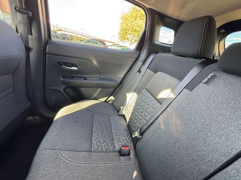 Used 2025 Nissan Kicks SV image 37