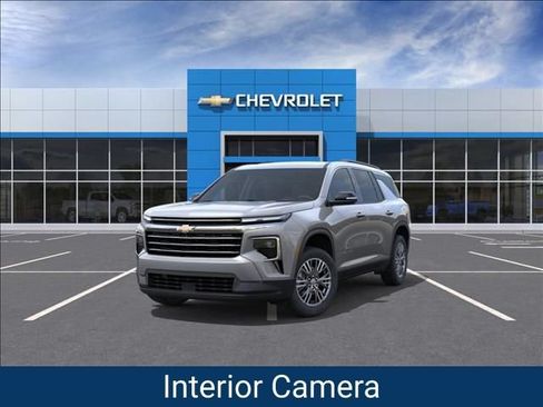 New 2027 Chevrolet Traverse LT FWD image 9