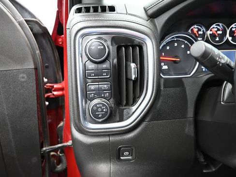 Used 2023 Chevrolet Silverado 3500 LTZ w/ LTZ Convenience Package AWD/4WD image 9