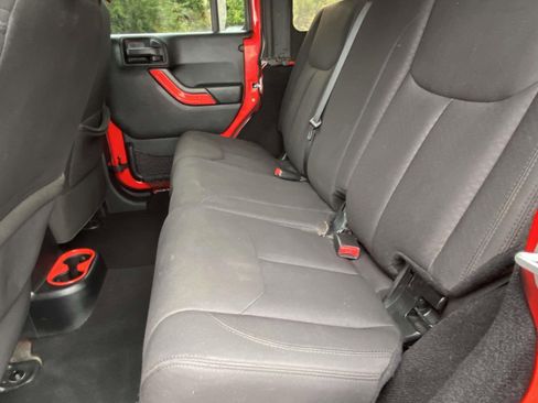 Used 2016 Jeep Wrangler Unlimited Sport w/ Quick Order Package 24S image 13