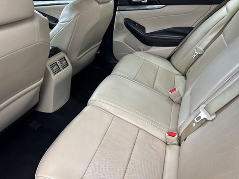 Used 2020 Nissan Maxima 3.5 SV w/ Floor Mat Group image 11