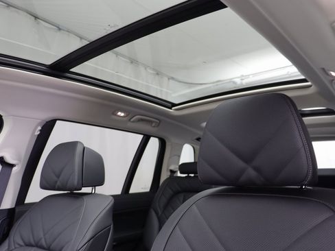 New 2026 BMW X7 xDrive40i w/ Premium Package image 13