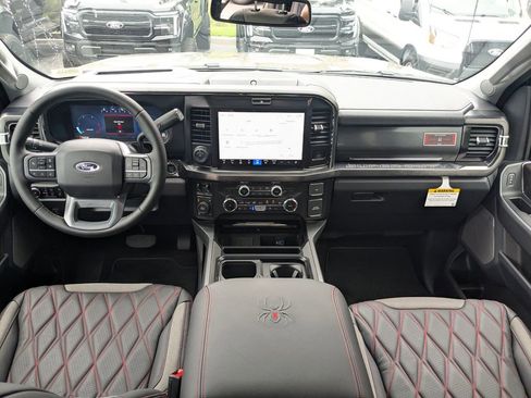 New 2026 Ford F250 Lariat w/ Black Appearance Package AWD/4WD image 15