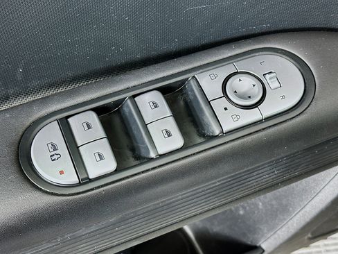 Used 2024 Hyundai Ioniq 5 SEL image 15