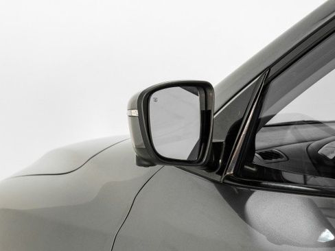 Used 2020 Nissan Pathfinder Platinum AWD/4WD image 40