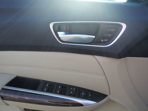 Used 2019 Acura TLX image 14