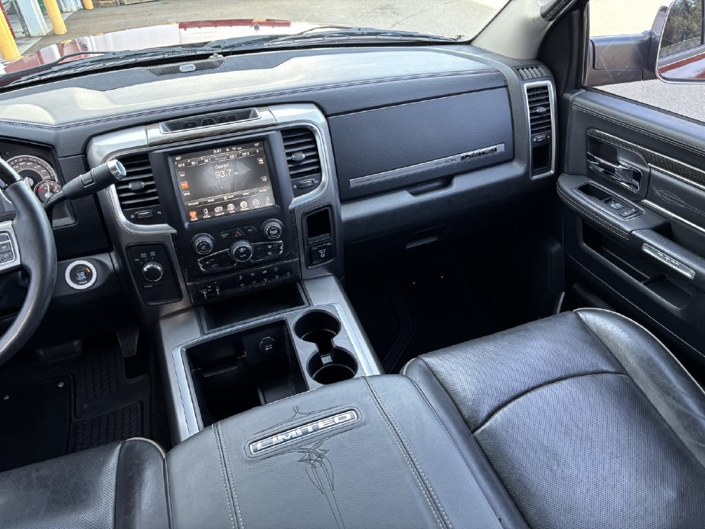 Used 2015 RAM 3500 Laramie Longhorn AWD/4WD image 22