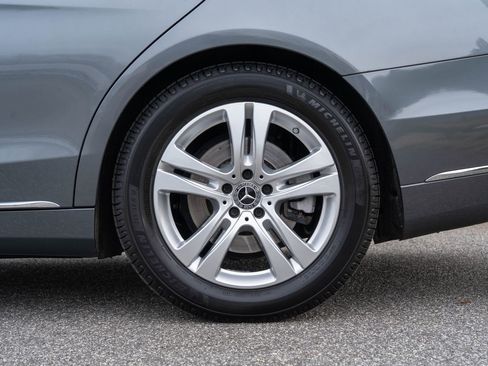 Used 2019 Mercedes-Benz S 560 4MATIC Sedan image 9