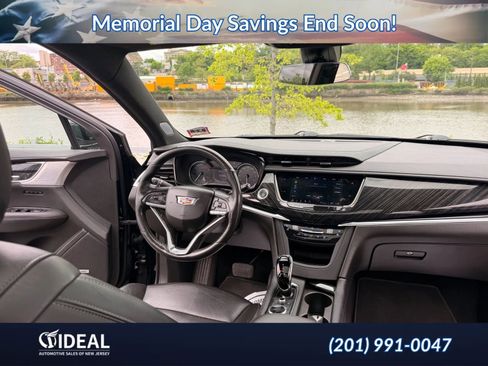 Used 2023 Cadillac XT6 Premium Luxury FWD image 10