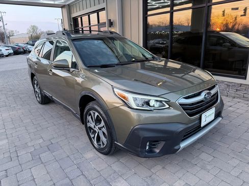 Used 2020 Subaru Outback Limited w/ Popular Package #2 image 8