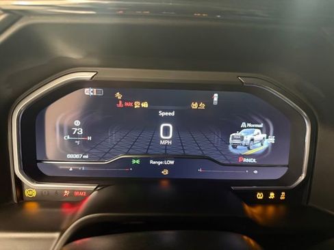 Used 2024 GMC Sierra 2500 AT4 w/ AT4 Preferred Package image 19